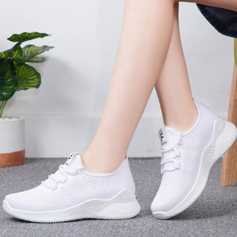 Comfortable Women's Casual Sneakers Summer Breathable Flat Shoes Fashion Women Sneakers Versatile Lace-Up Running Shoes 2026 New