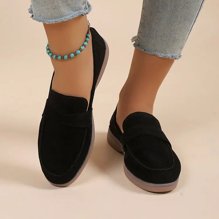 Matte-Finish Loafers | Front Band & Slip-On Design | Braviixx