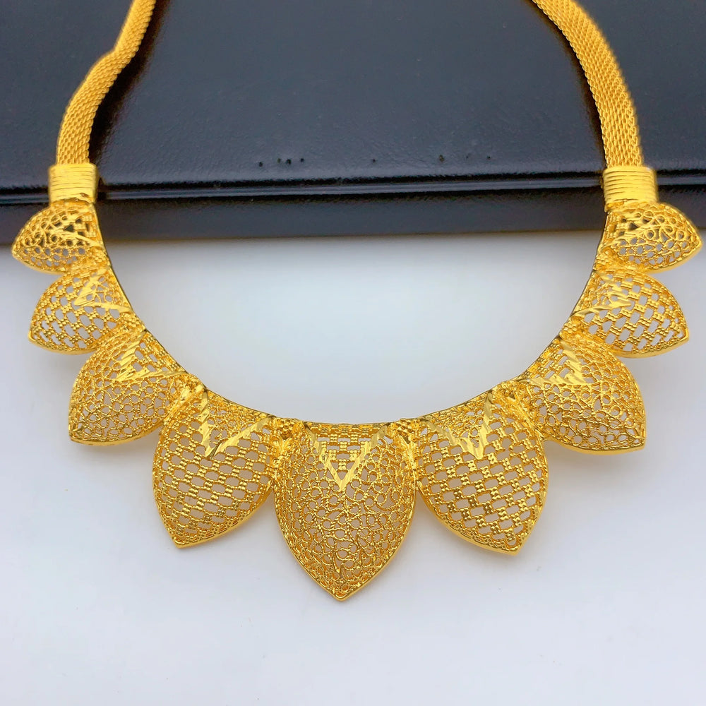 Women's Gold-Tone Jewellery Set | Statement Necklace & Matching Earrings | Braviixx