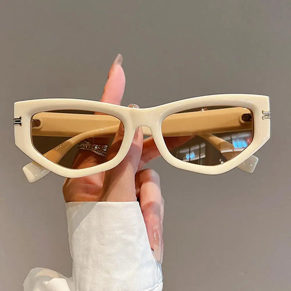 Vintage Cat Eye Sunglasses | UV Protection · Gradient Lens · Retro Fashion | 5 Colours | Braviixx