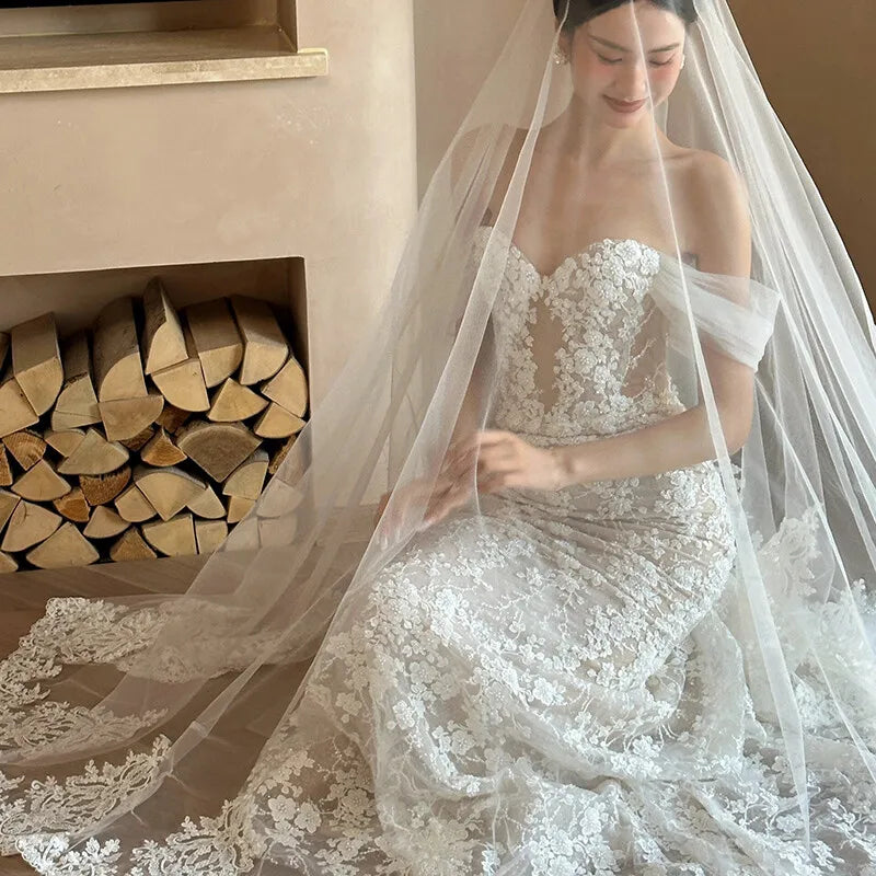 Lace-Edge Cathedral Bridal Veil | Vintage Single-Tier Style | Braviixx