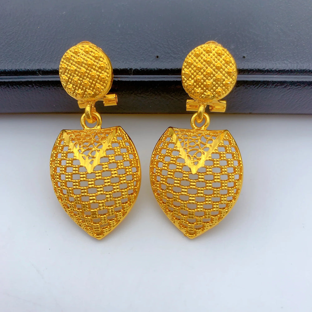 Women's Gold-Tone Jewellery Set | Statement Necklace & Matching Earrings | Braviixx
