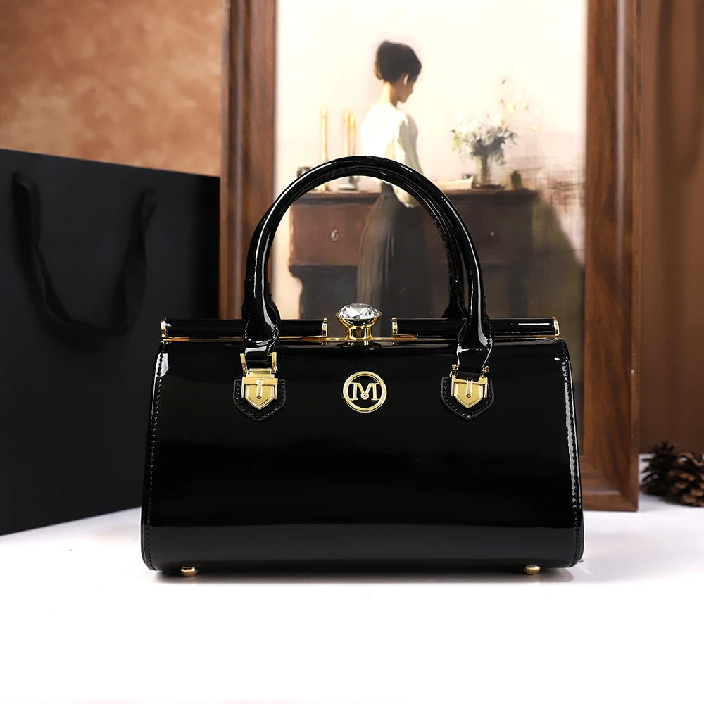 Structured Top-Handle Bag | Jewel Clasp & Shoulder Strap | Braviixx