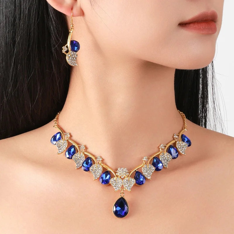 Women's Teardrop Jewellery Set | Gold-Tone Necklace & Drop Earrings | Braviixx