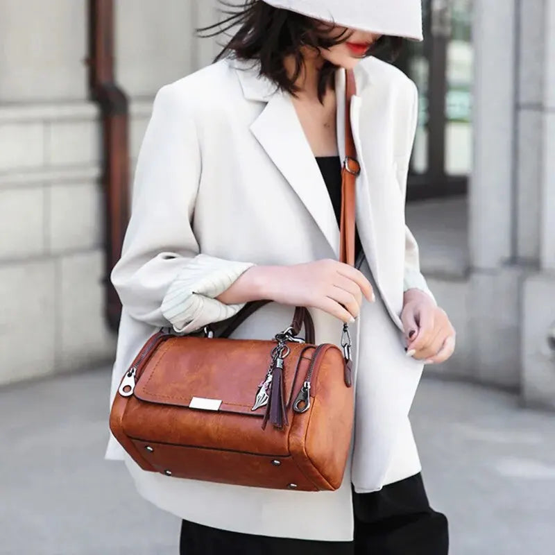 Tassel Boston Crossbody Handbag | Twin Handles & Detachable Strap | Braviixx