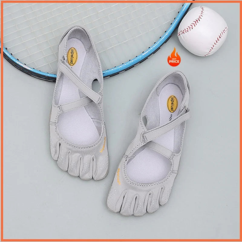 Five-Toe Flats | Cross-Strap Design & Rubber Sole | Braviixx