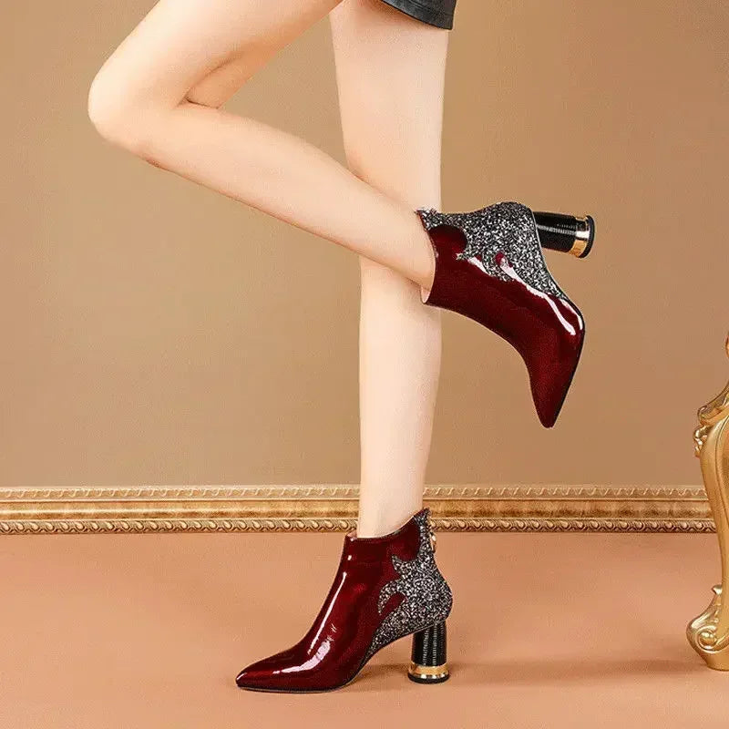 Glitter-Detail Ankle Boots | Glossy Wine Red | Braviixx