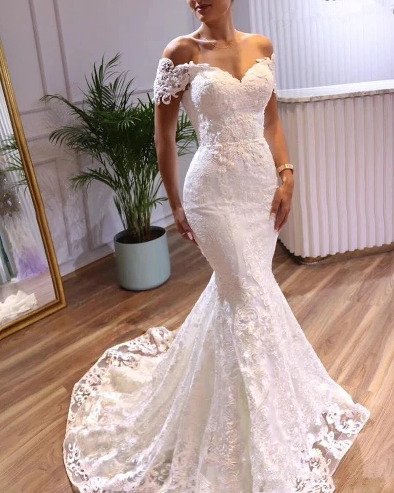 Off Shoulder Sweetheart Mermaid Bridal Gown | Lace Appliqué Tulle Wedding Dress