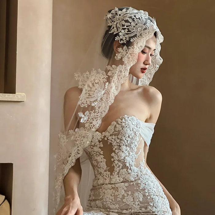 Lace-Edge Cathedral Bridal Veil | Vintage Single-Tier Style | Braviixx