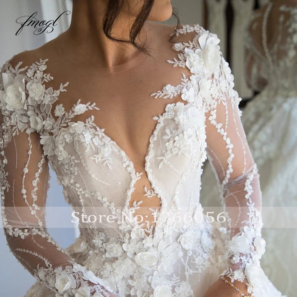 Lace Ball Gown Wedding Dress | Sweetheart & Long Sleeves | Braviixx
