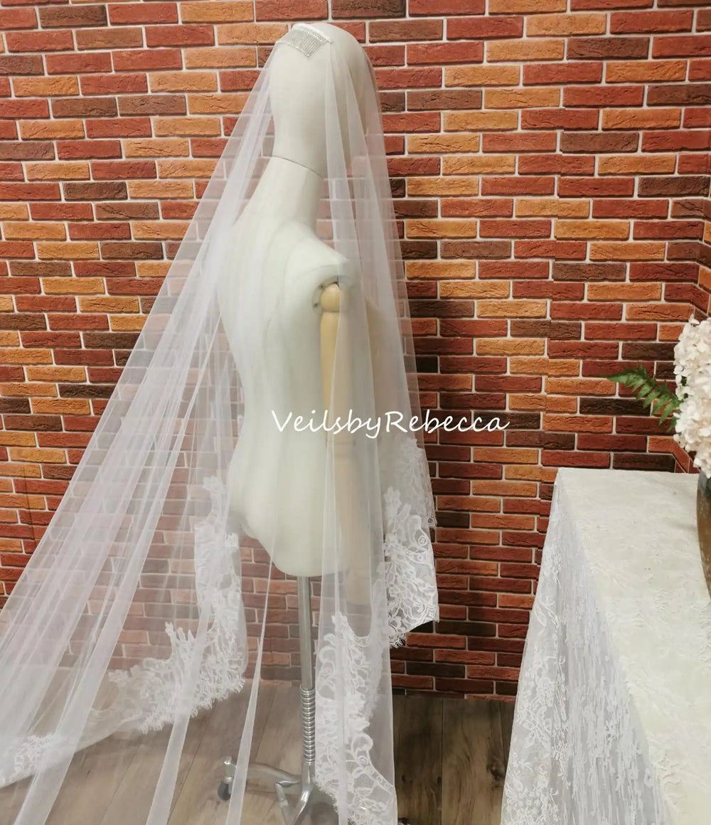 Lace-Edge Cathedral Bridal Veil | Two-Tier with Blusher | Braviixx