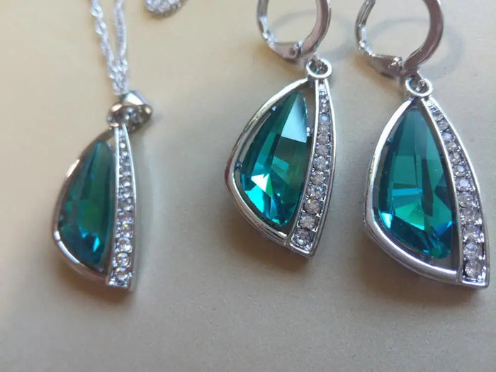 Women's Teal-Green Jewellery Set | Geometric Pendant & Drop Earrings | Braviixx