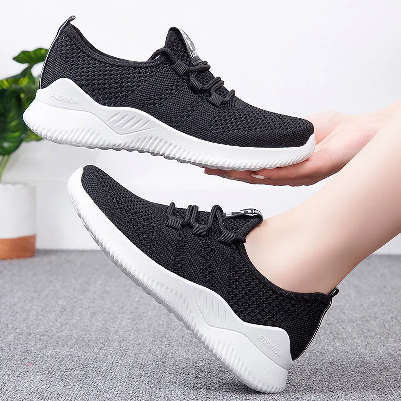 Comfortable Women's Casual Sneakers Summer Breathable Flat Shoes Fashion Women Sneakers Versatile Lace-Up Running Shoes 2026 New
