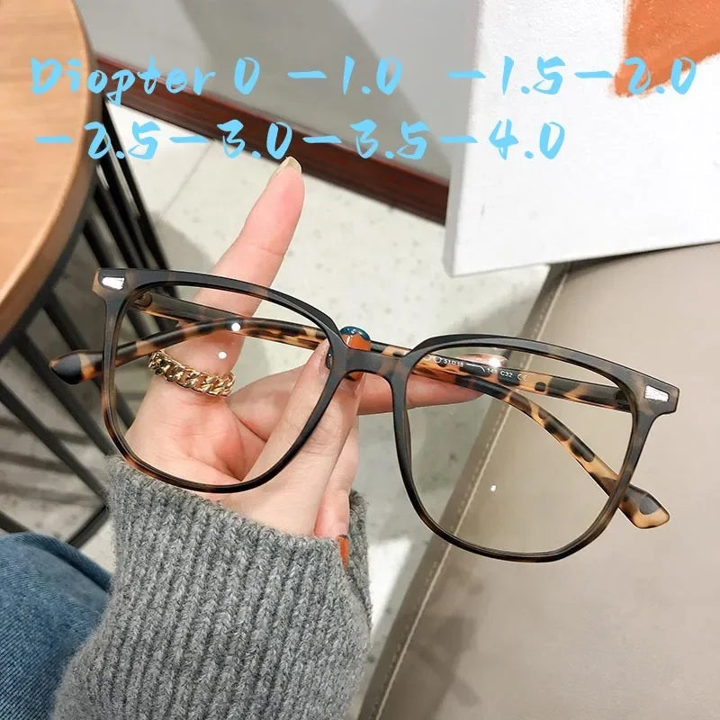 Women's Oversized Square Myopia Glasses | Blue Light Blocking · Anti-Reflective · Clear Lens | 7 Colours · 0 to -4.0 | Braviixx