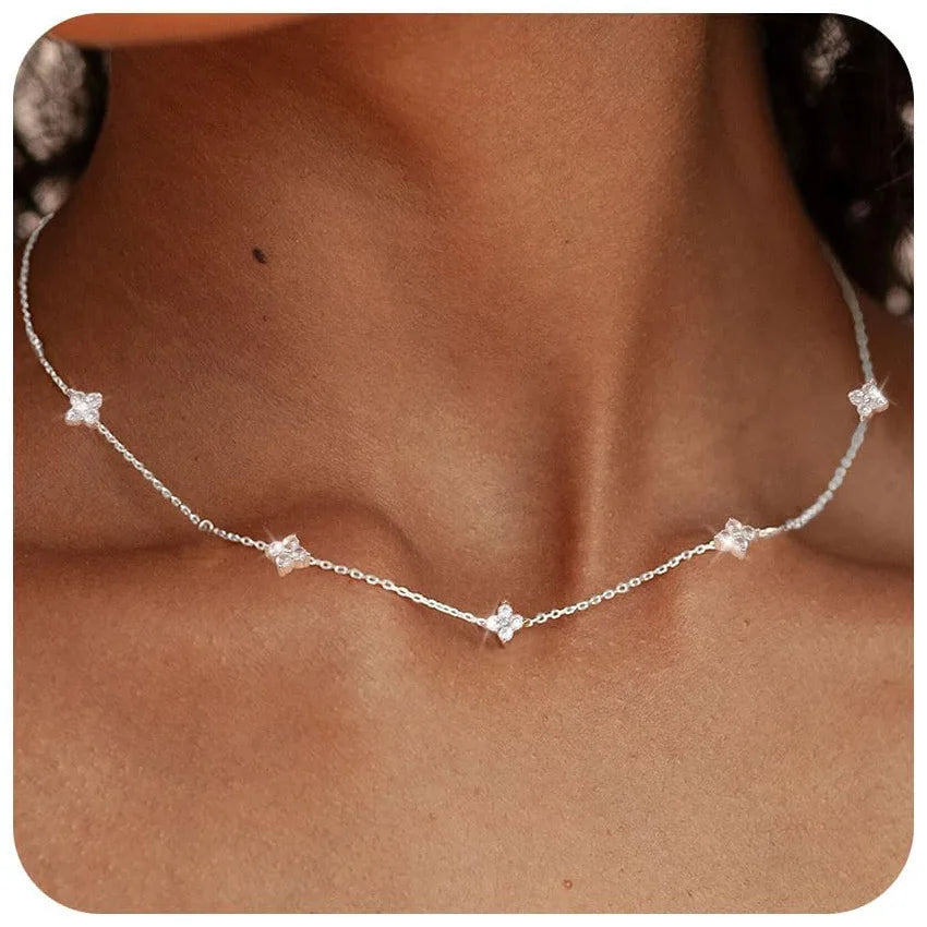 Women's Four-Petal Flower Jewelry | Necklace or Bracelet | Braviixx