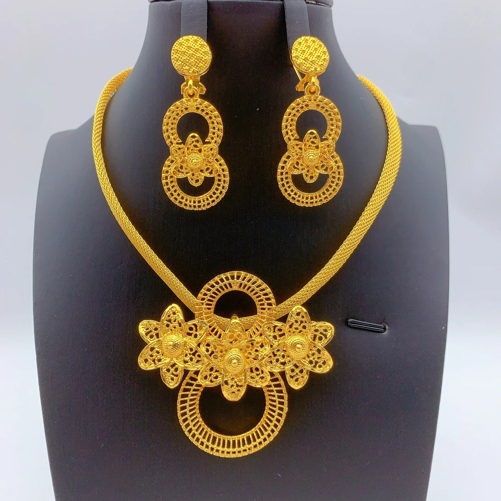 Women's Gold-Tone Jewellery Set | Statement Necklace & Matching Earrings | Braviixx
